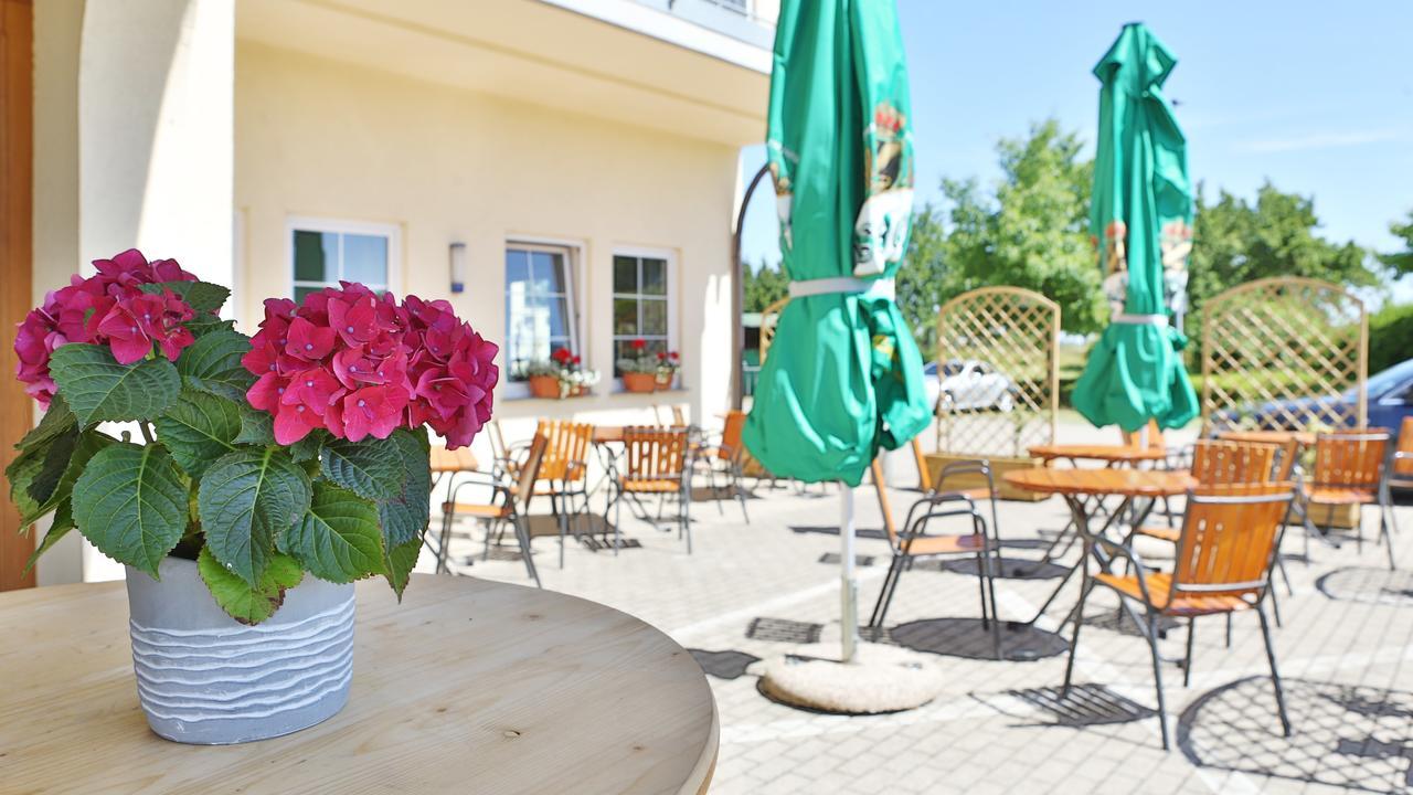 Hotel Alznauer Hof Gomaringen Bagian luar foto