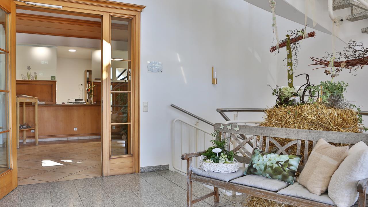 Hotel Alznauer Hof Gomaringen Bagian luar foto